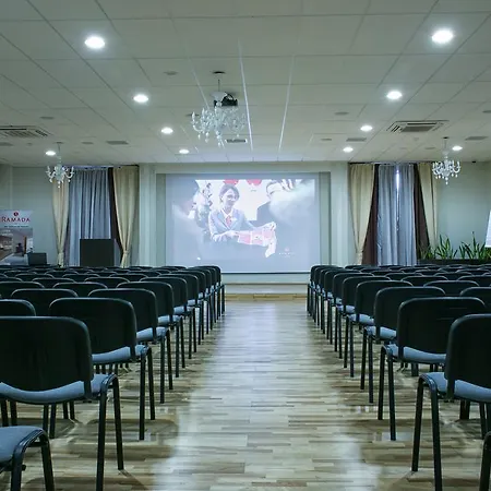 מלון Lviv Ramada